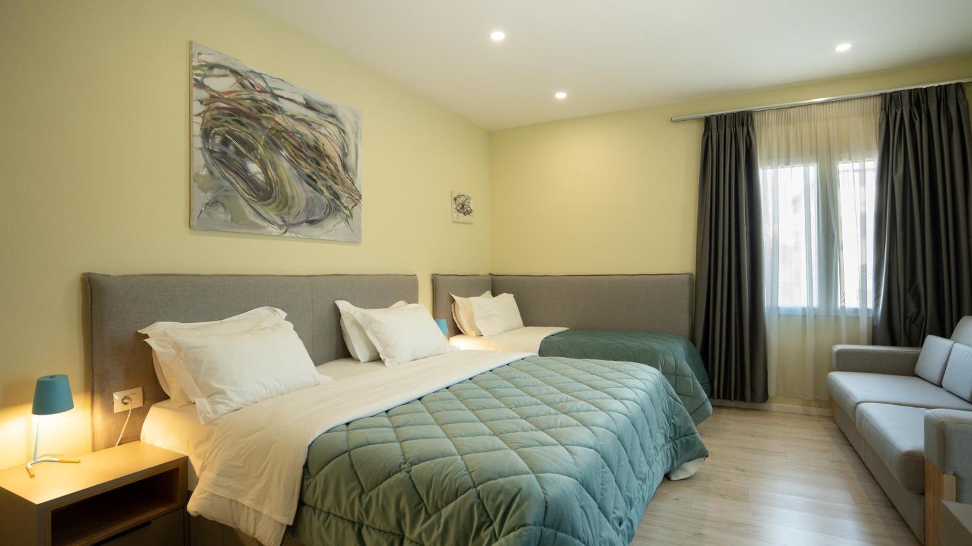 F&M Hotel 2 Тирана Экстерьер фото