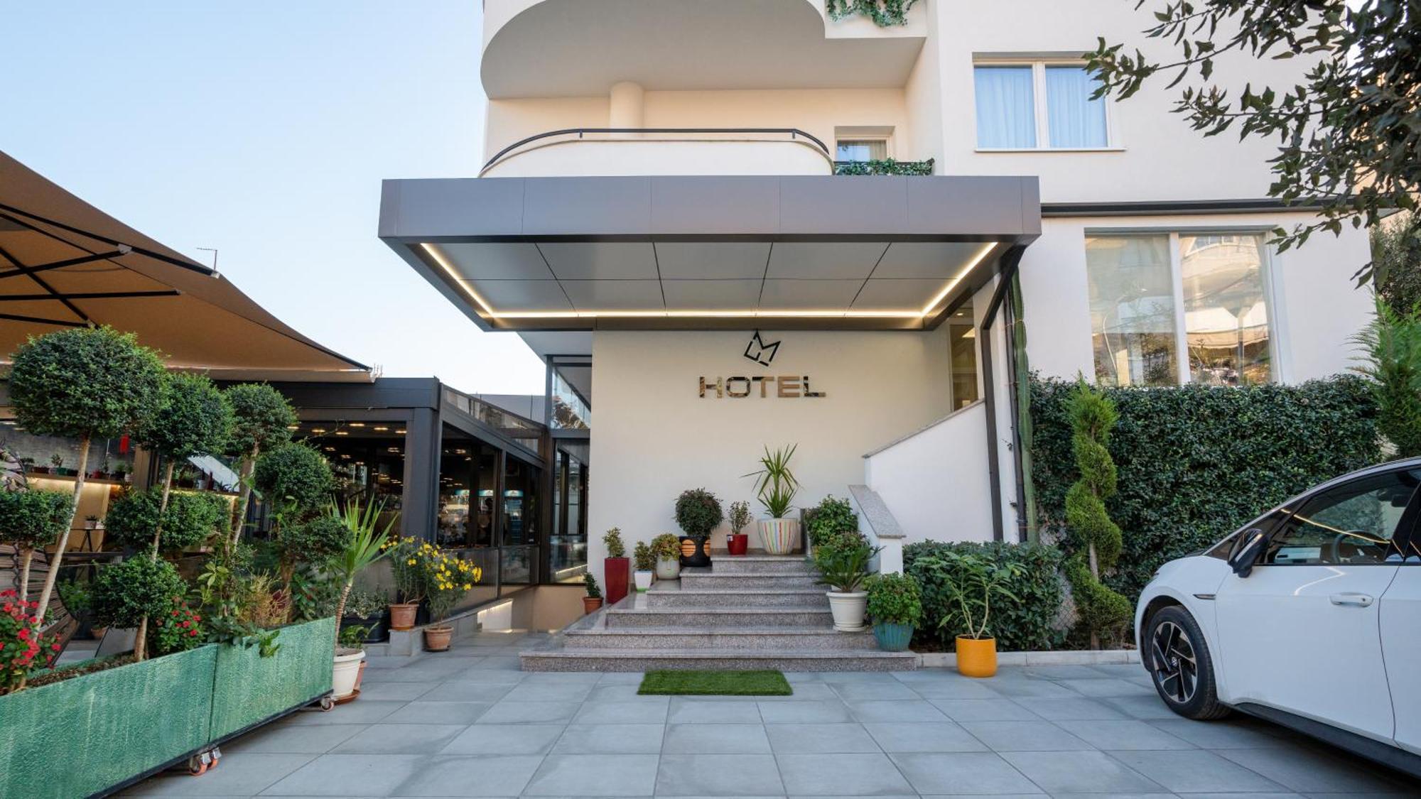 F&M Hotel 2 Тирана Экстерьер фото